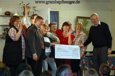Scheckübergabe am 20.02.2011